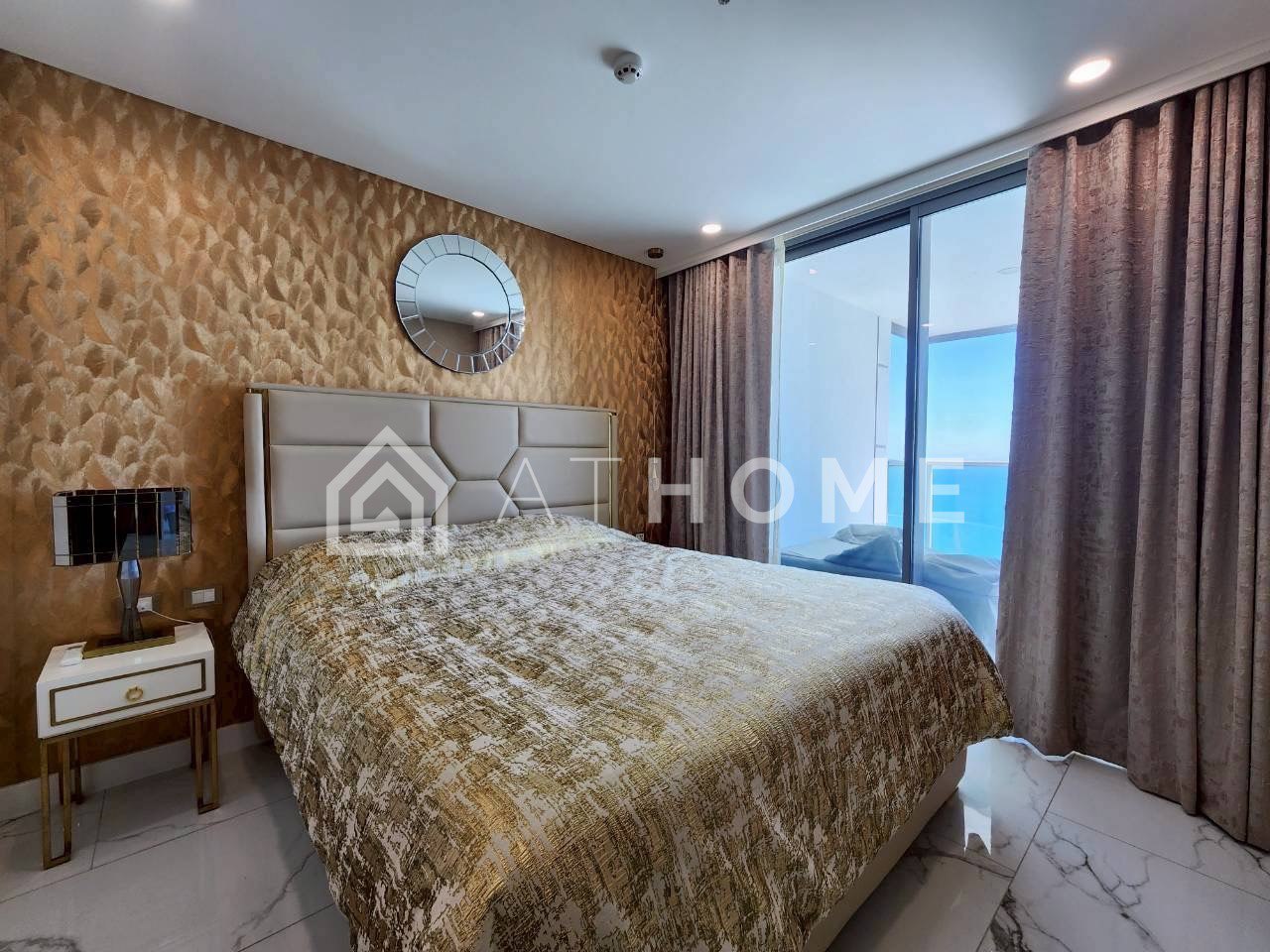 Продажа премиальной квартиры с видом на море