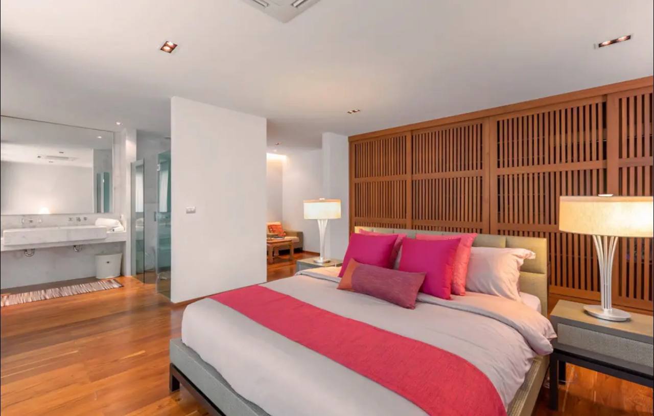 Роскошная вилла с видом на море