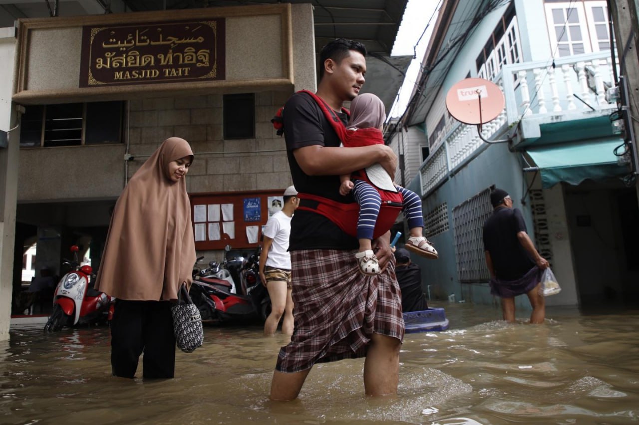 Наводнения в центральном Таиланде