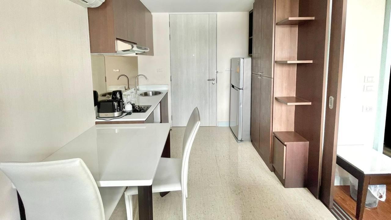 Аренда апартаментов с бассейном у моря