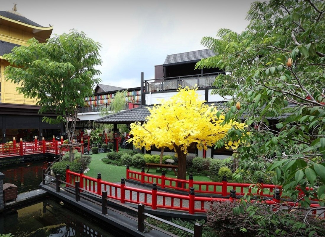 Уникальный торговый центр в японском стиле