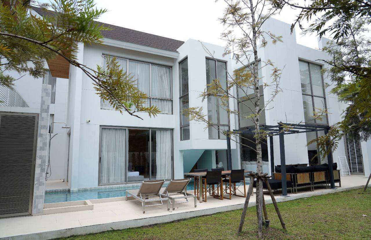 Вилла на Пхукете, 4 спальни, бассейн