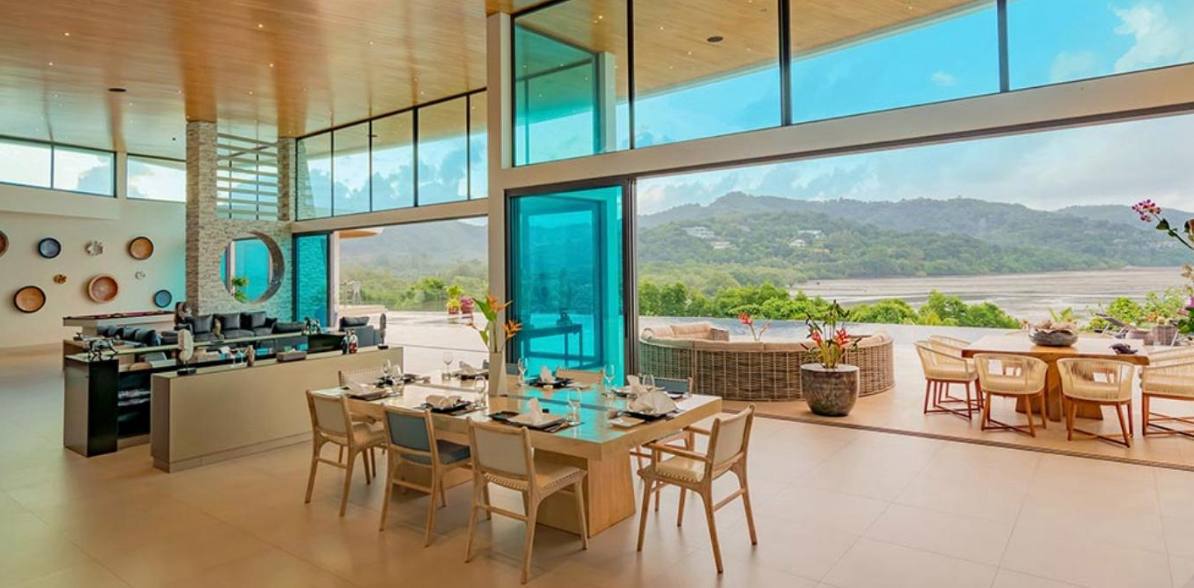 Ультрасовременная вилла на первой линии