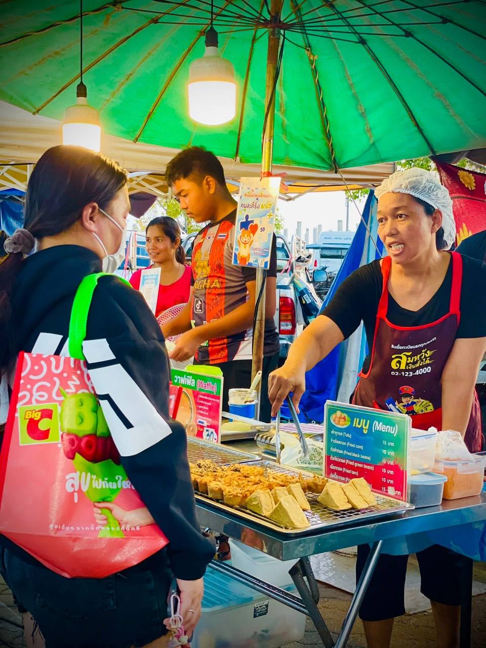 Тайские яйца на палочке