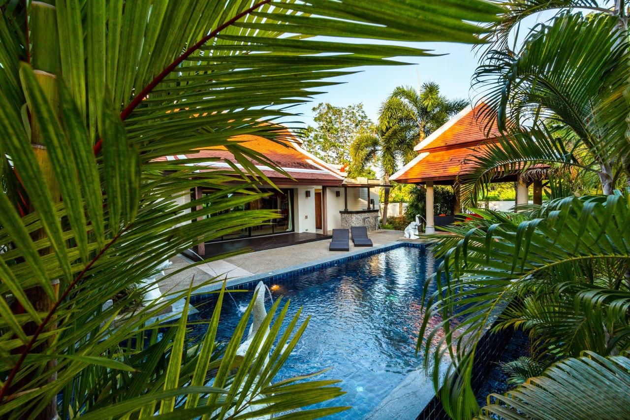 Аренда виллы с бассейном у пляжа