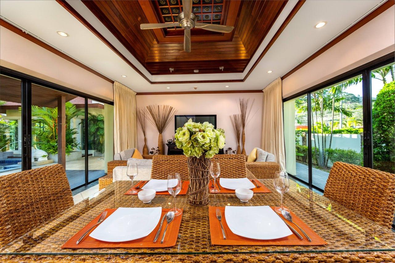 Аренда виллы с бассейном у пляжа