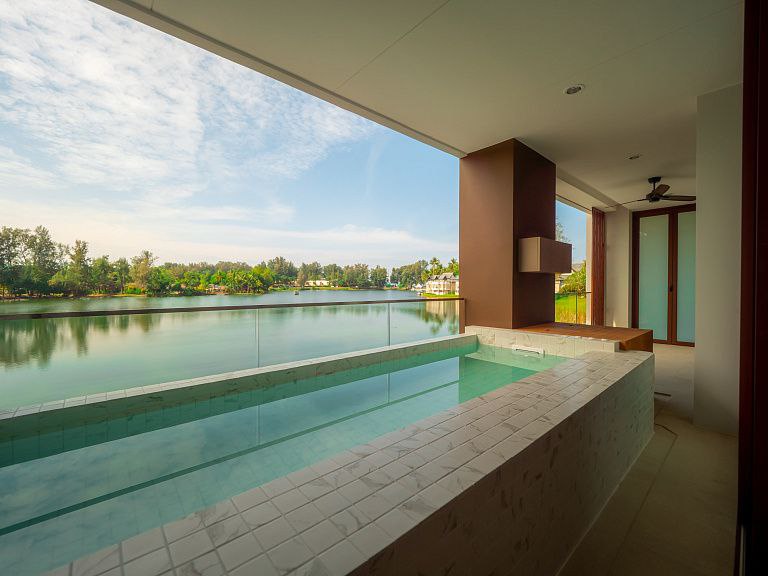 Доска объявлений в Таиланде