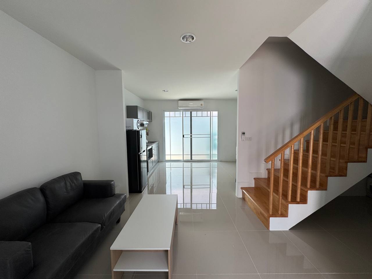 Аренда нового таунхауса в посёлке