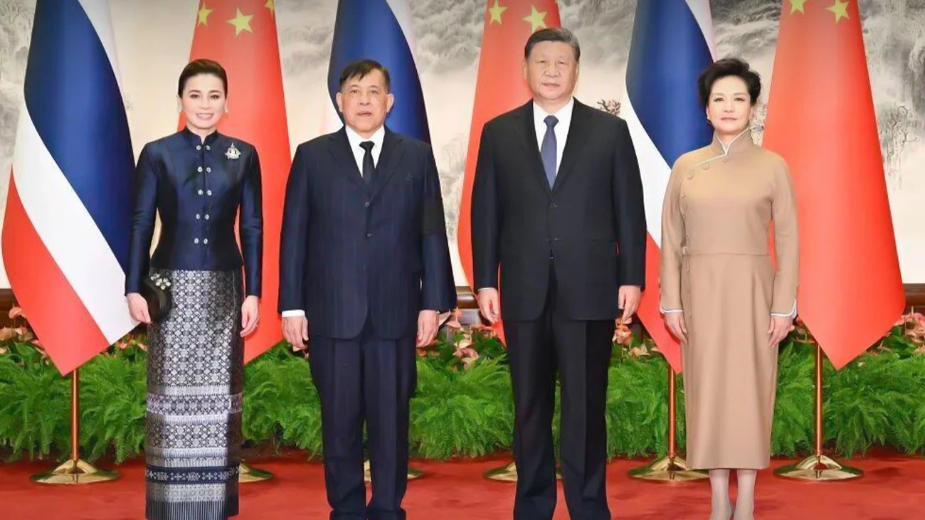 Король Таиланда с визитом в Китае