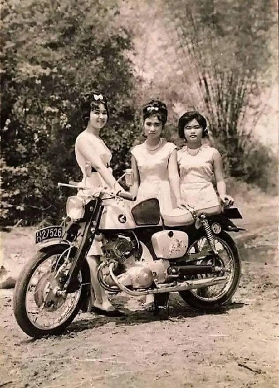 Необычные функции мотобайка в Таиланде