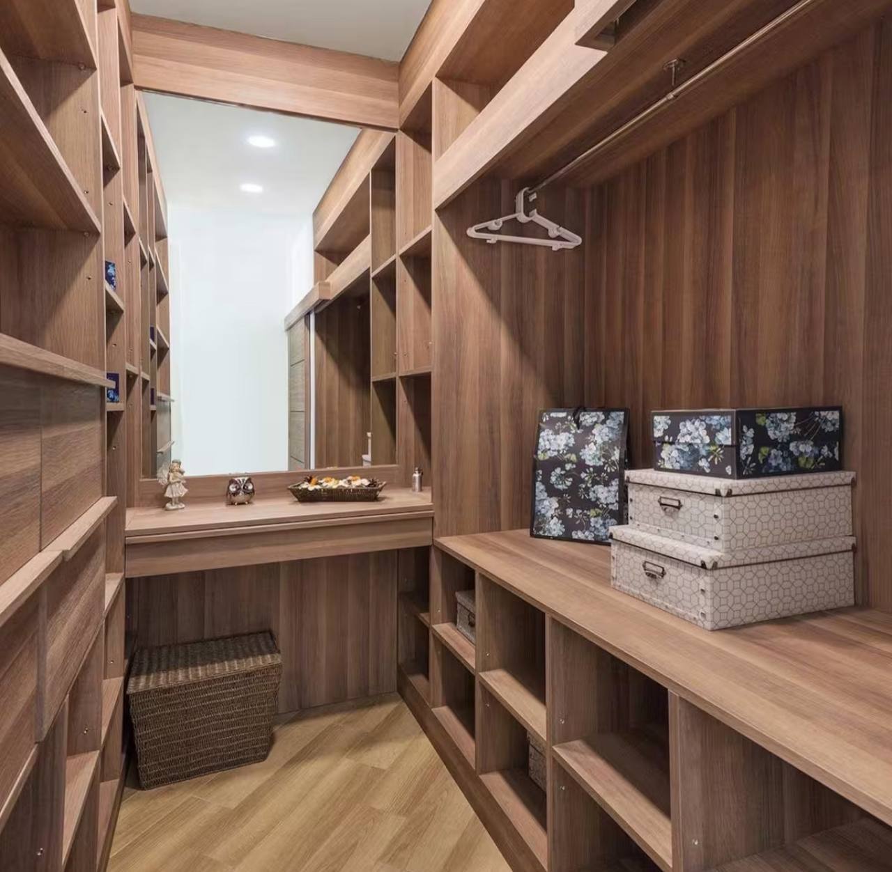 Доска объявлений в Таиланде