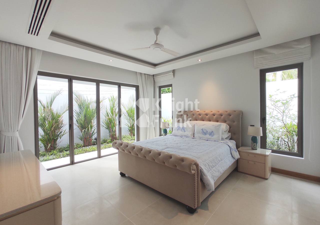 Аренда виллы с бассейном на год