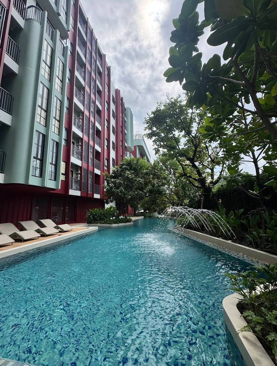 Аренда студии с бассейном