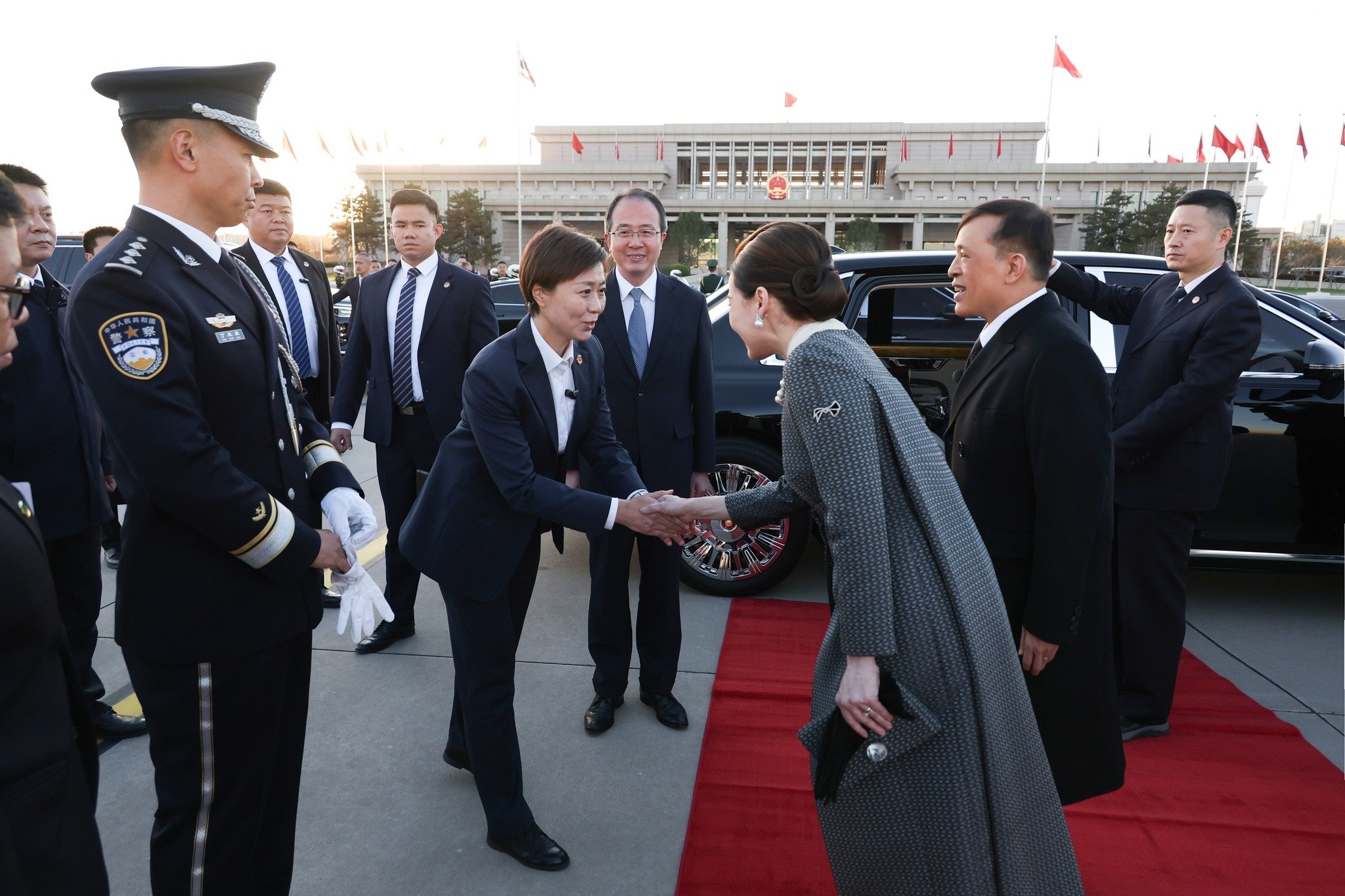 Исторический визит короля Таиланда в Китай