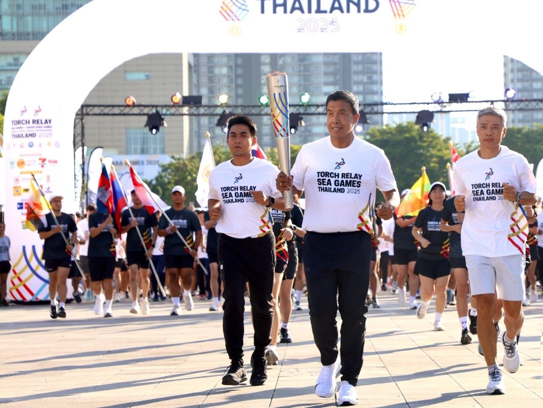 Бангкок принял эстафету огня