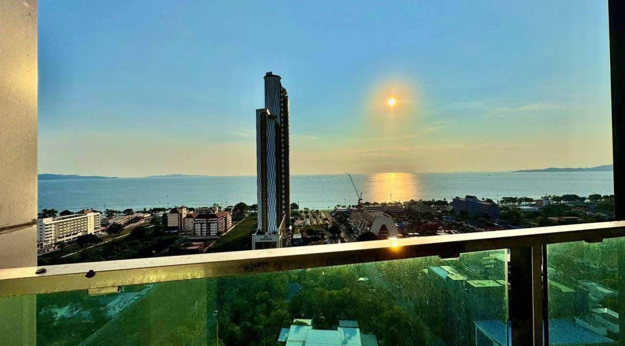 Кондо у моря с полной инфраструктурой