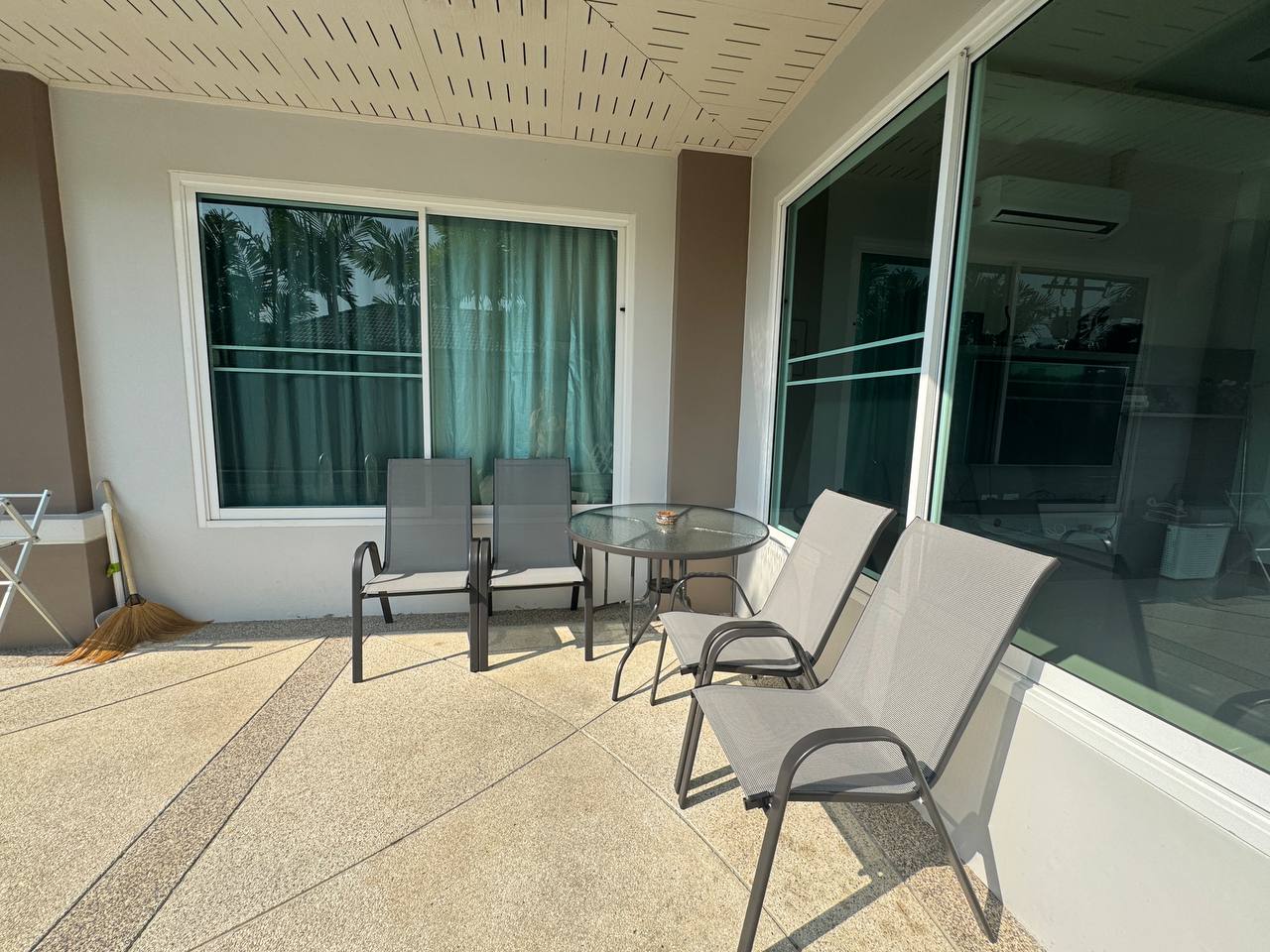 Доска объявлений в Таиланде