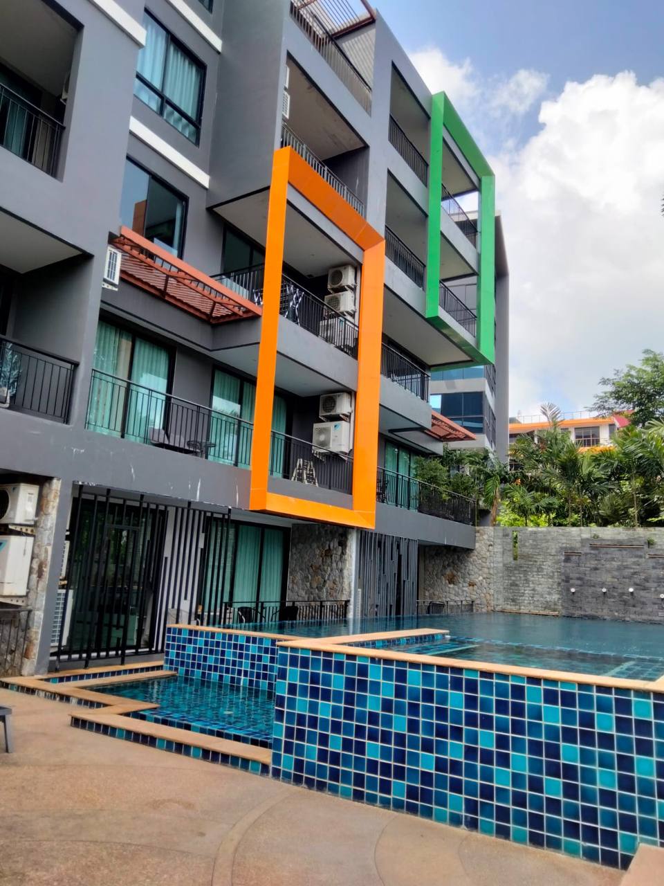 Аренда апартаментов в районе Раваи