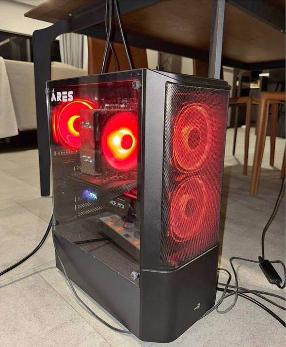 Продажа игрового ПК с аксессуарами