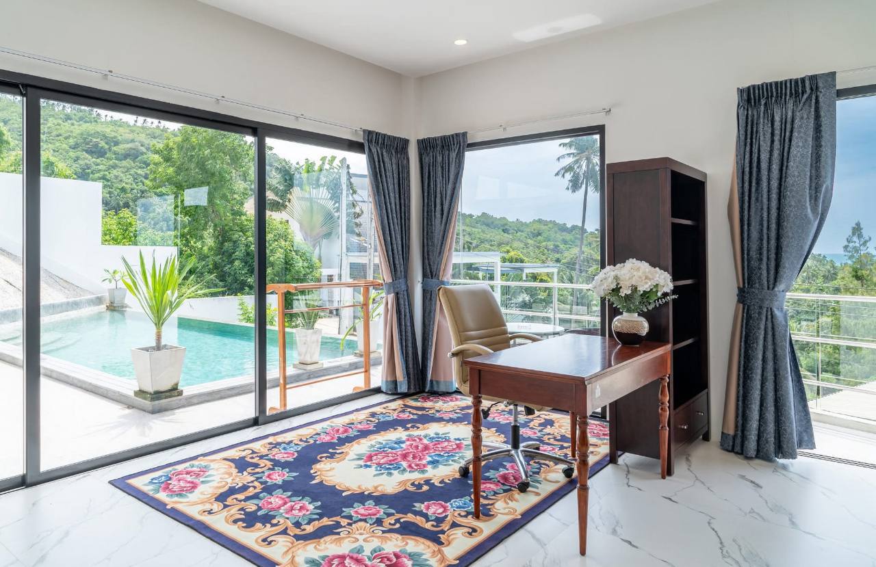 Доска объявлений в Таиланде