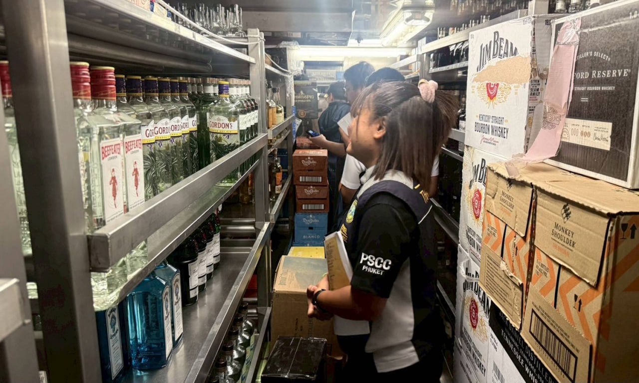 Круизный лайнер на Пхукете