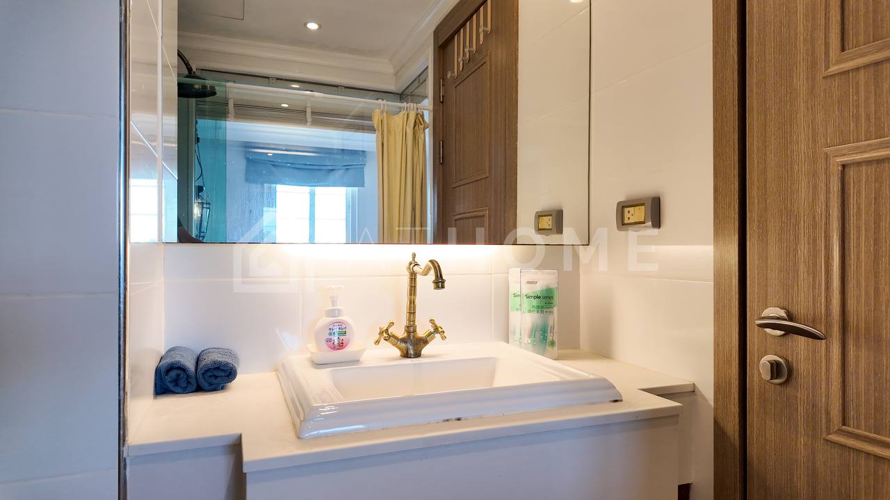 Аренда 1-бедрум в районе Наджомтьен