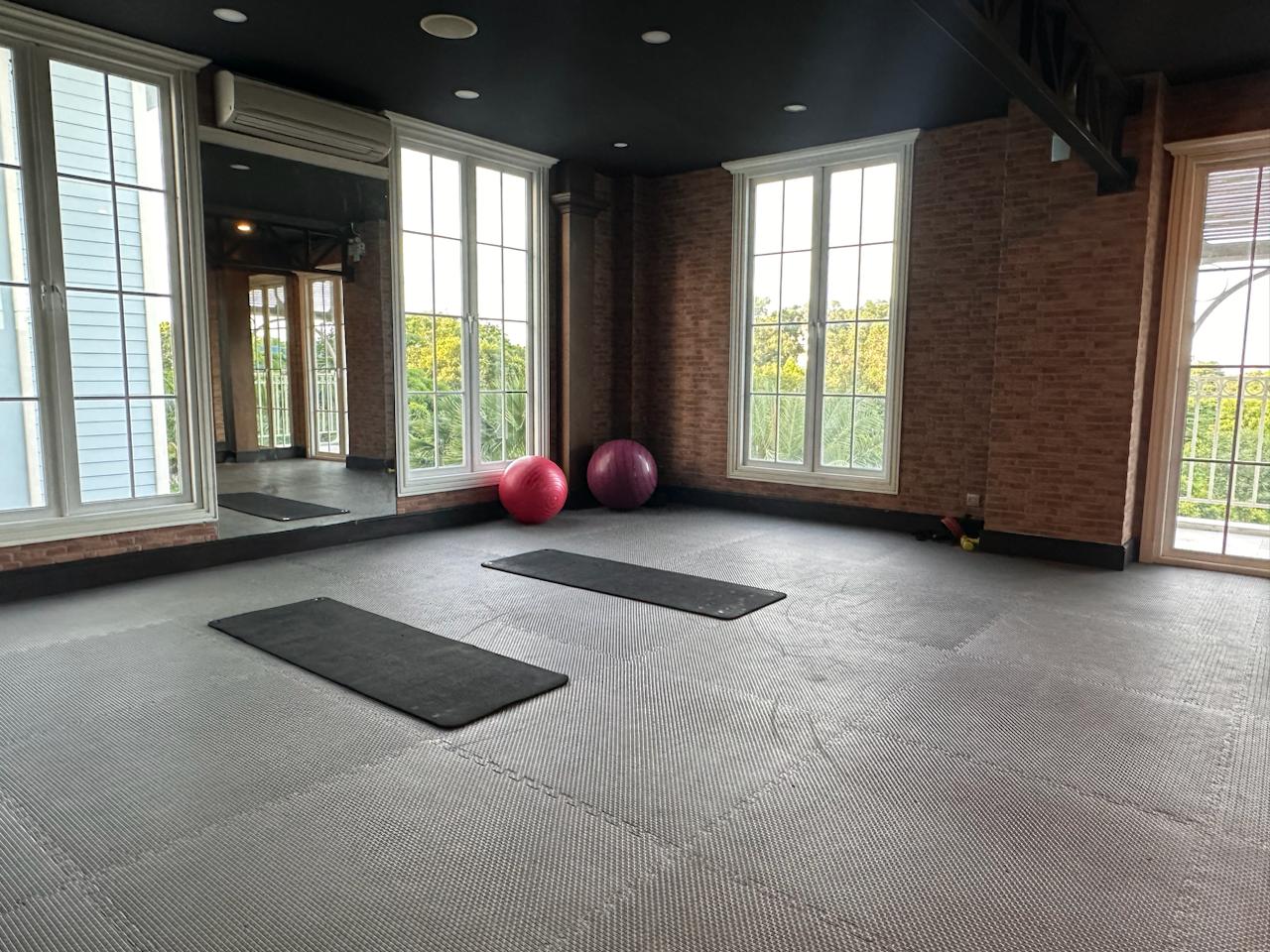 Доска объявлений в Таиланде