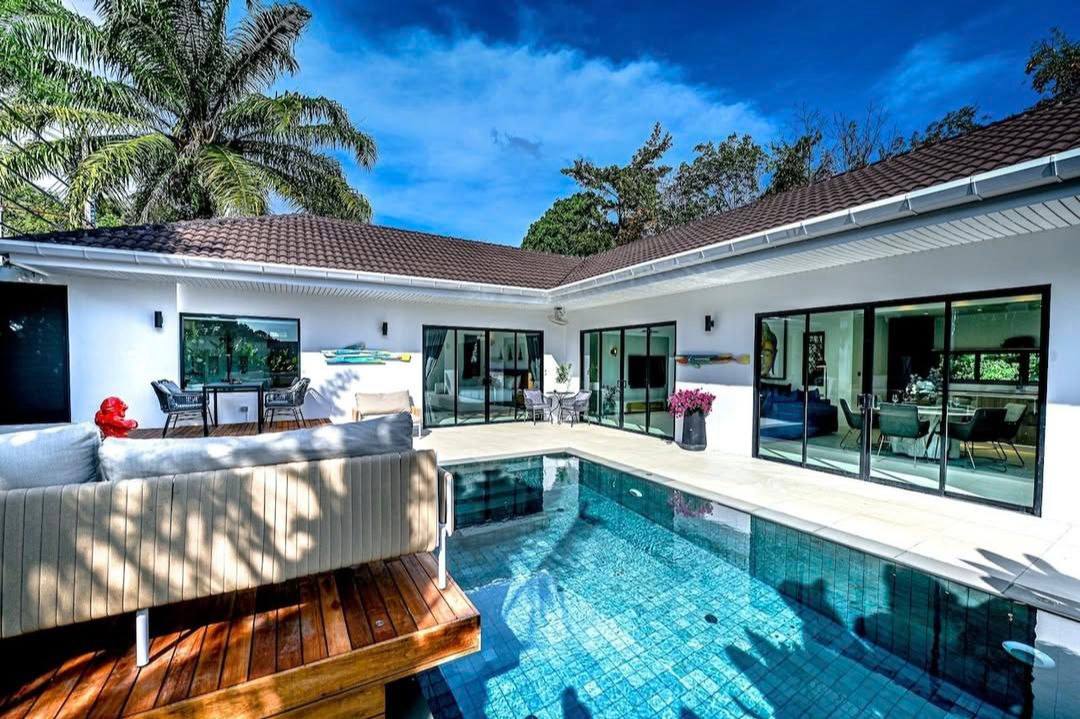 Аренда дома с бассейном в Чалонге