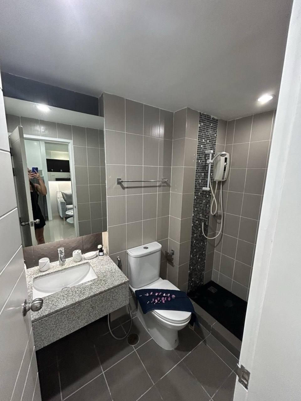 Аренда студии с бассейном