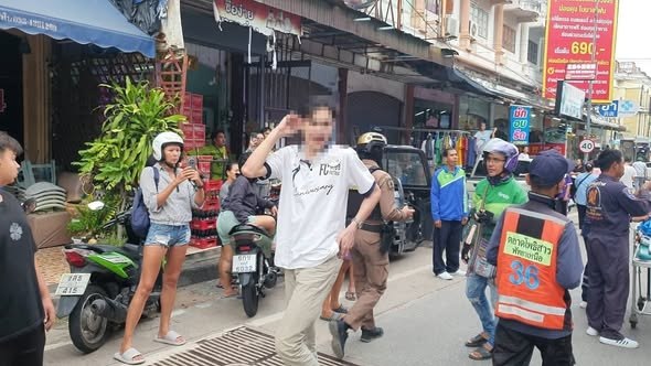 Пьяный водитель парализовал движение в Паттайе