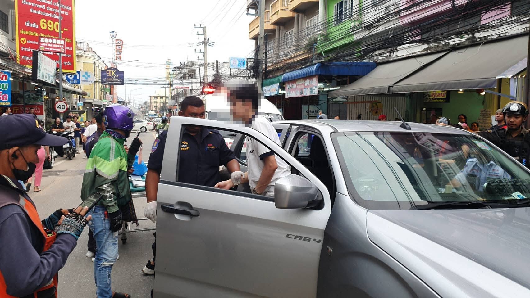 Пьяный водитель парализовал движение в Паттайе