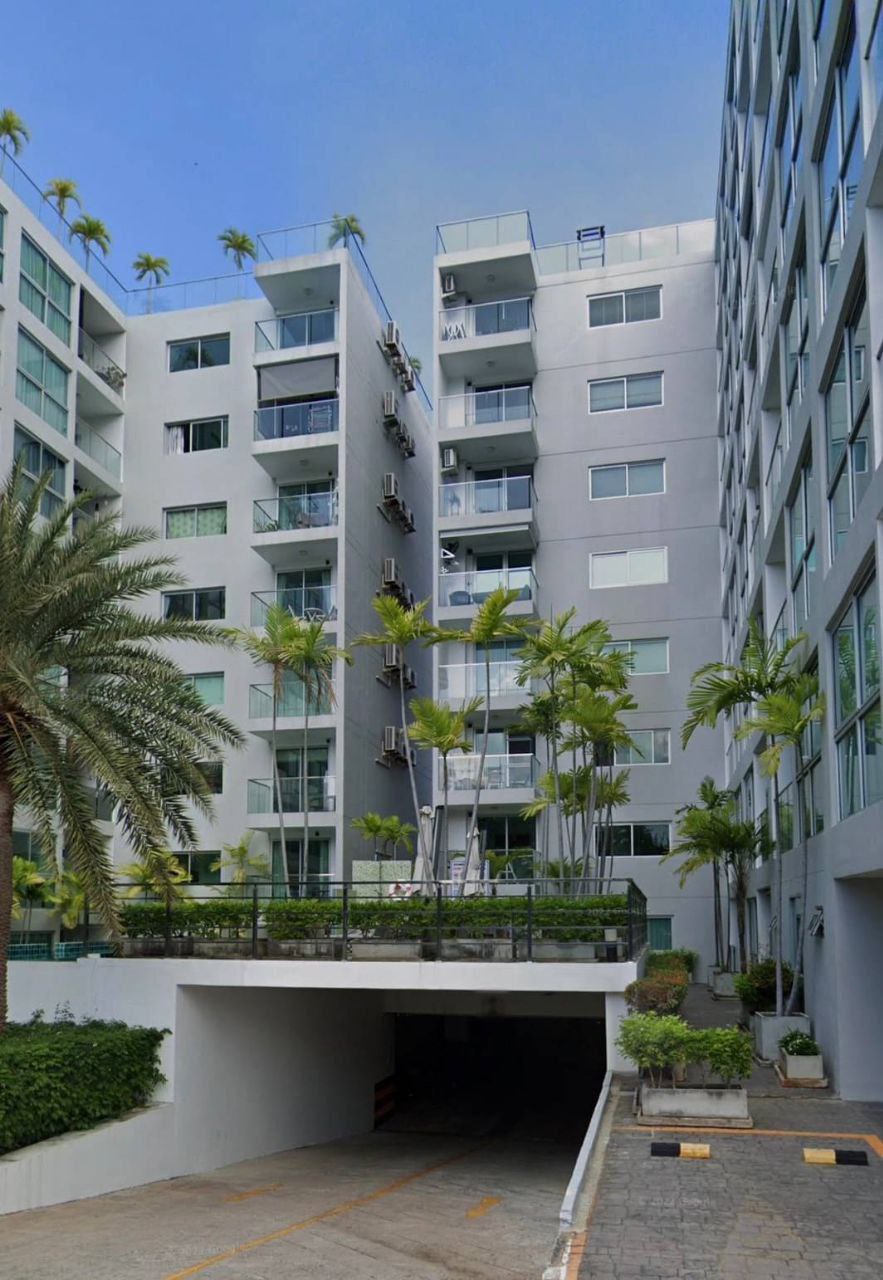 Продажа квартиры с доступом к бассейну