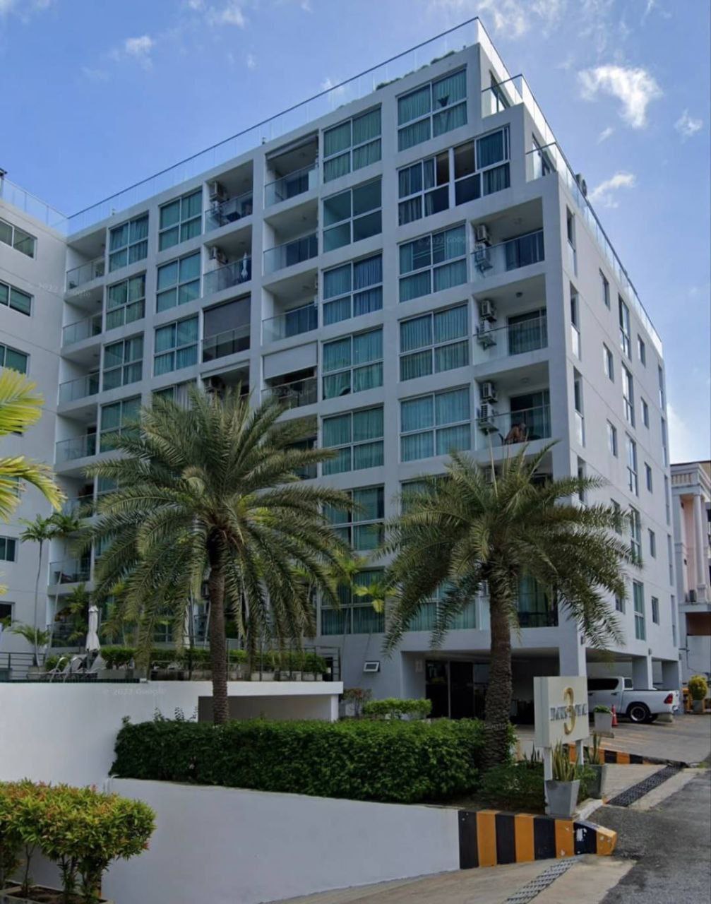 Продажа квартиры с доступом к бассейну