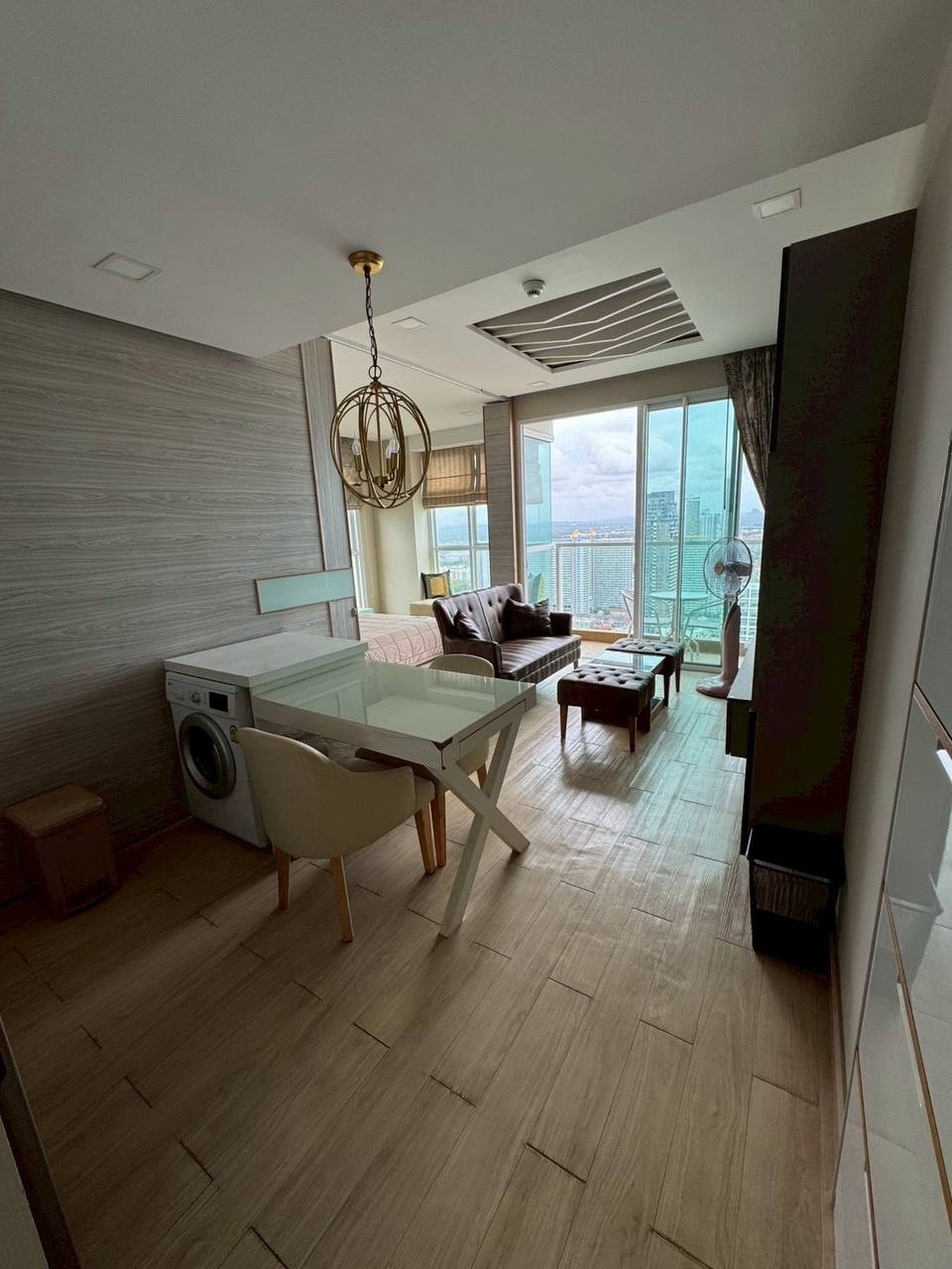 Аренда премиального кондо на первой береговой линии