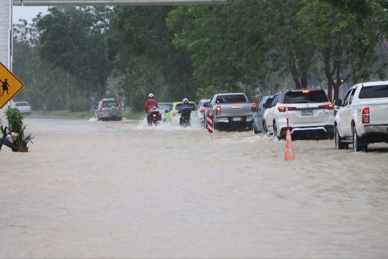 Наводнения на юге Таиланда