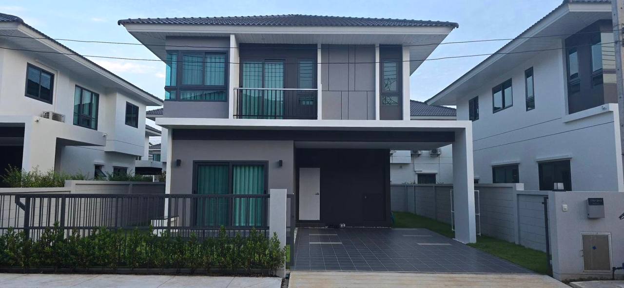 Аренда современного дома с бассейном