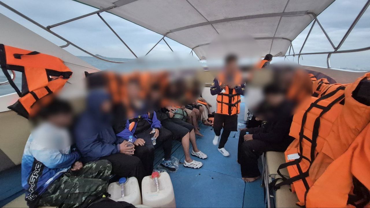 Спасение рыбаков у берегов Паттайи