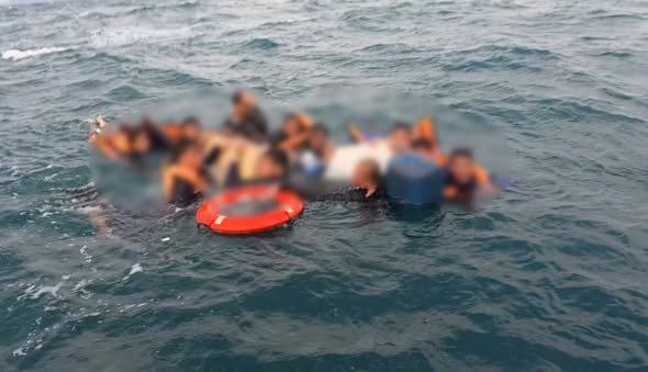 Спасение рыбаков у берегов Паттайи