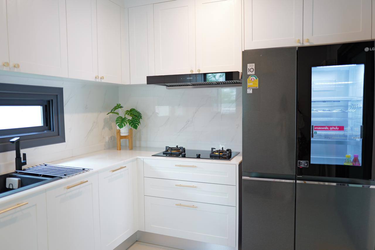 Аренда нового дома с бассейном