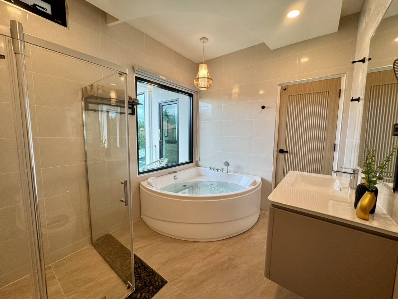 Аренда виллы на Бангтао на новогодний месяц