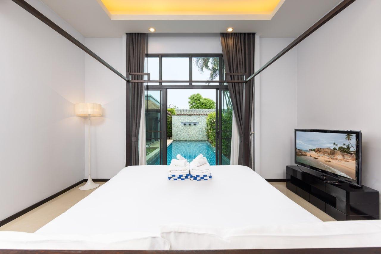 Аренда виллы с бассейном у пляжа