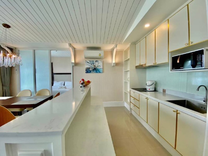 Уникальный комплекс на первой линии у моря