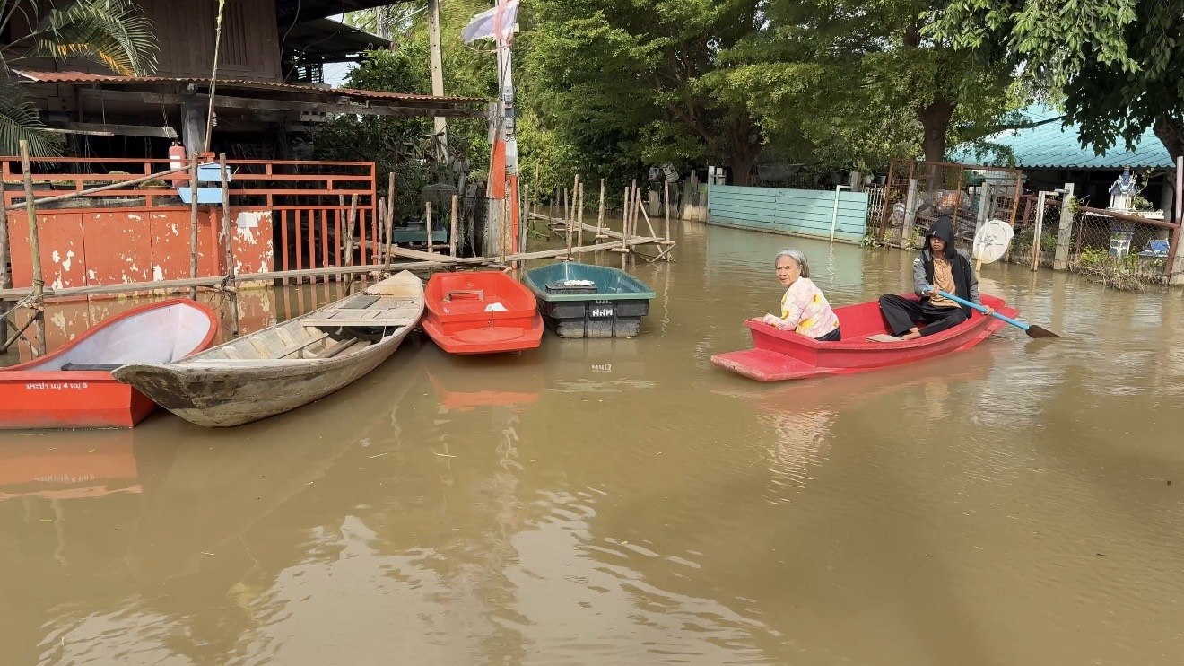 Критическая ситуация с наводнениями в Аюттхае