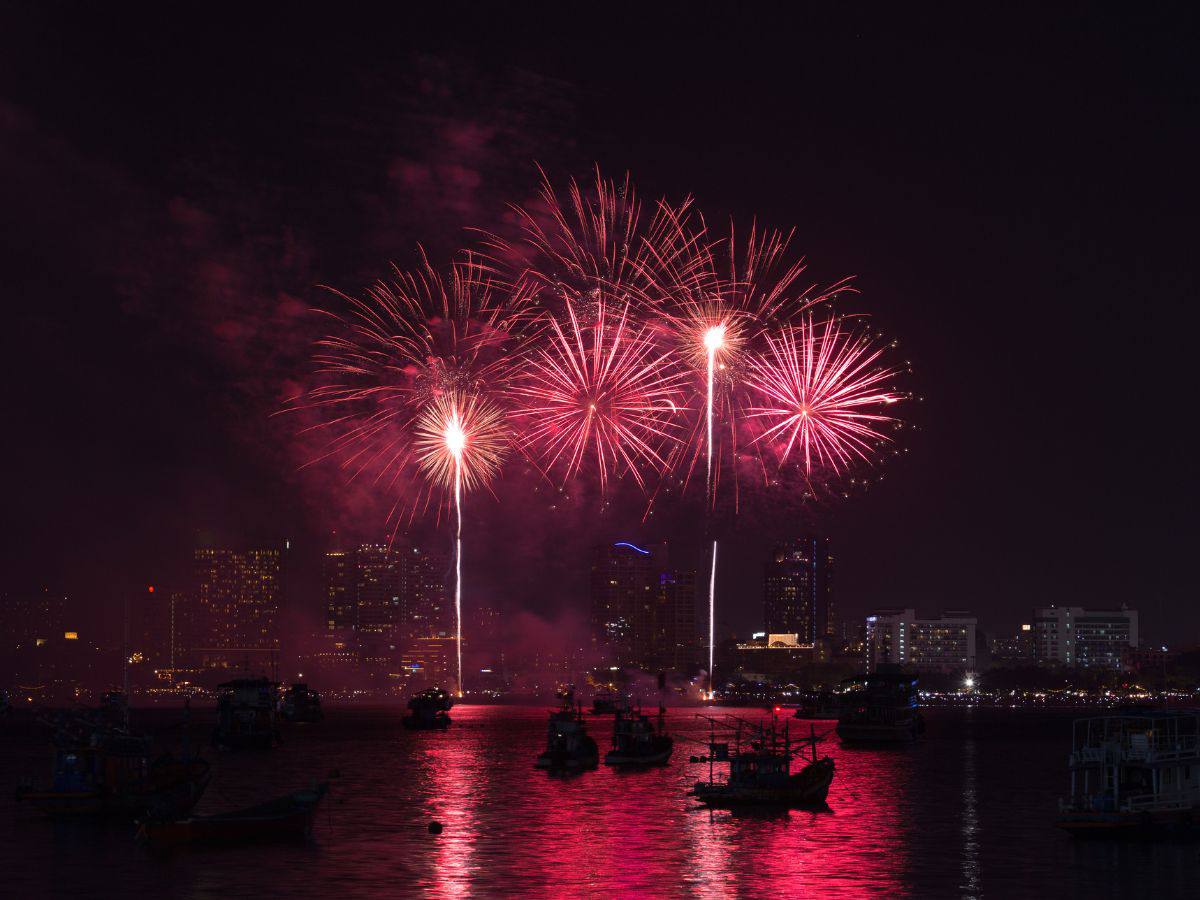 Фестиваль фейерверков 2025