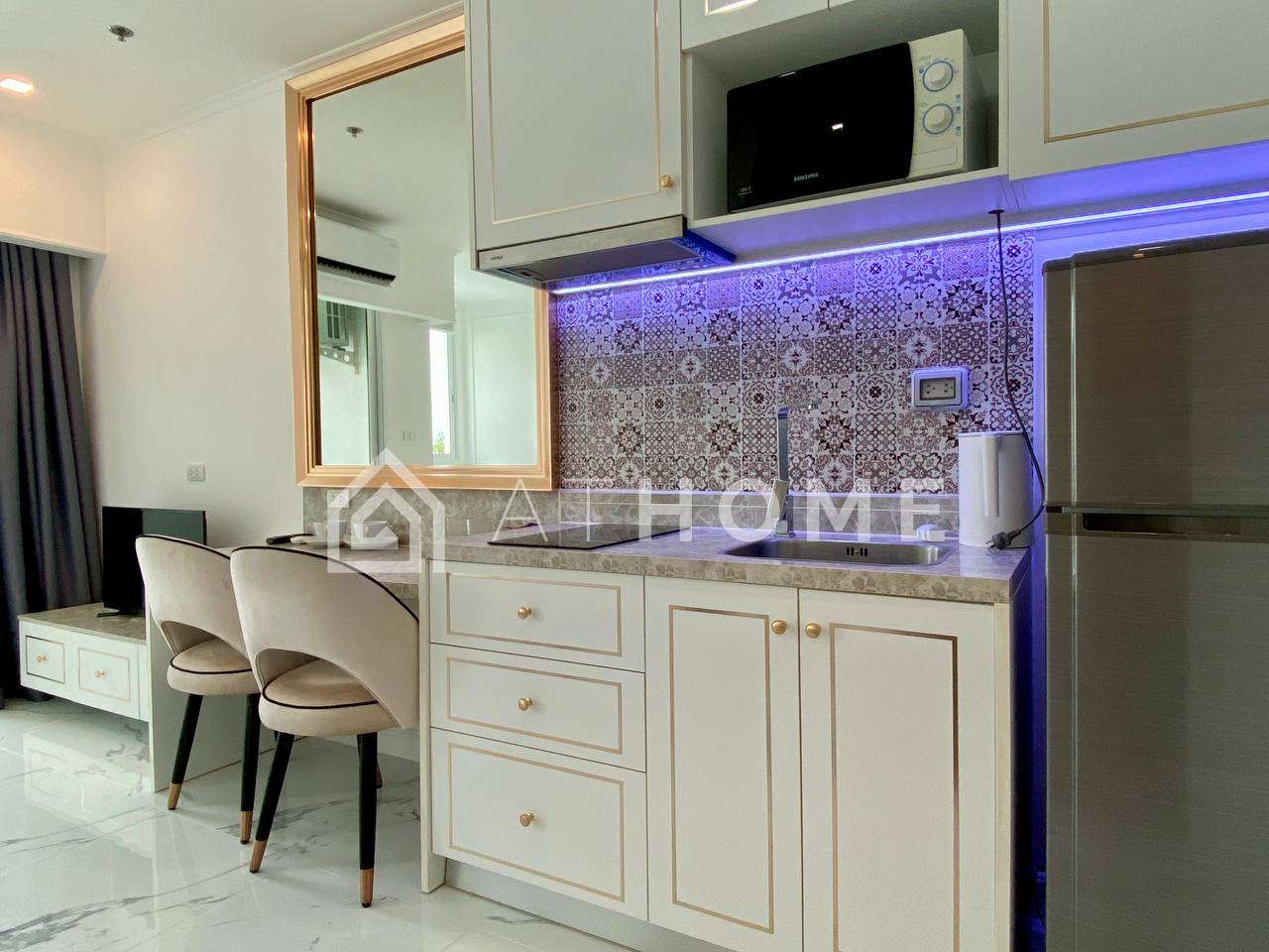 Аренда студии в Джомтьене