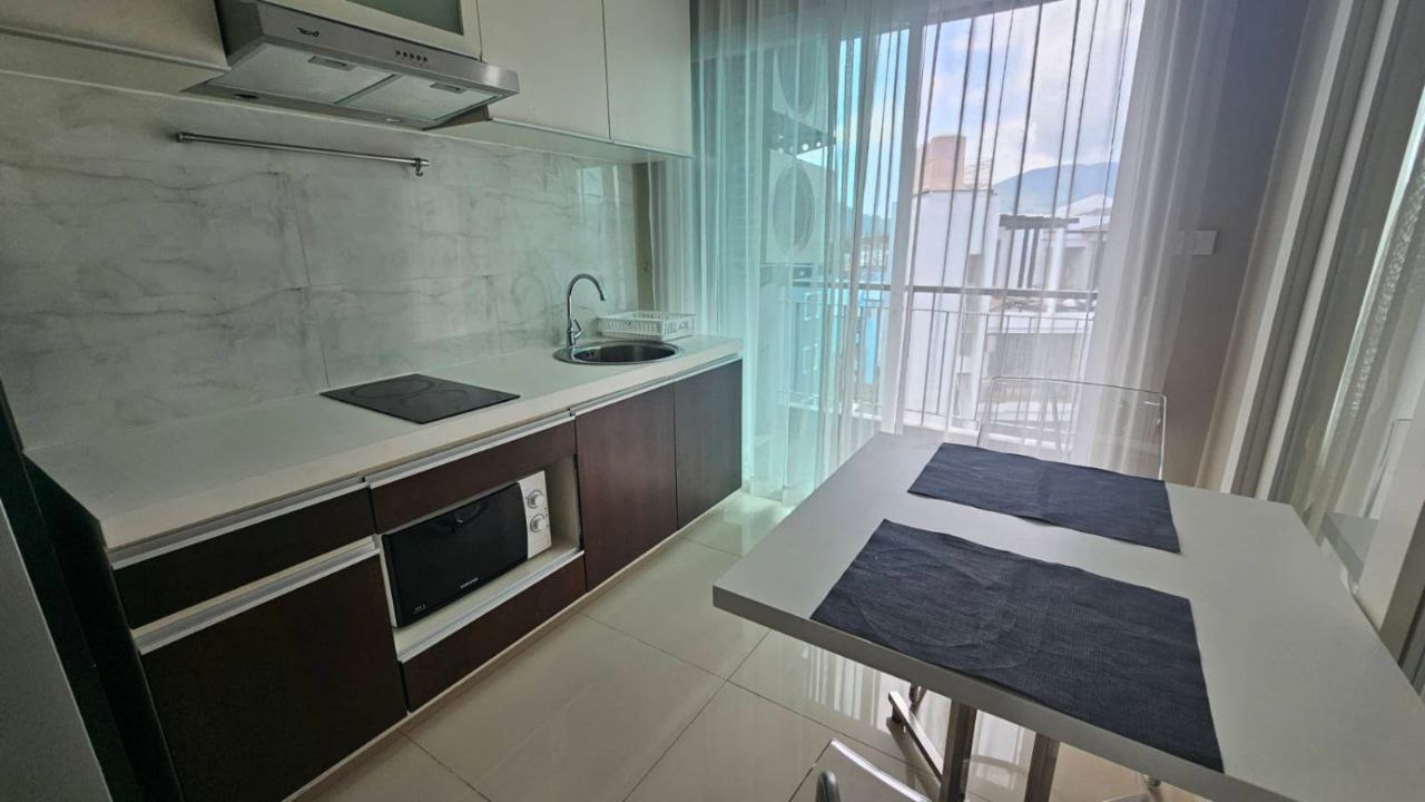 Аренда студии с бассейном