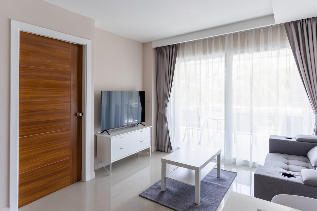 Уютная однокомнатная квартира с бассейном