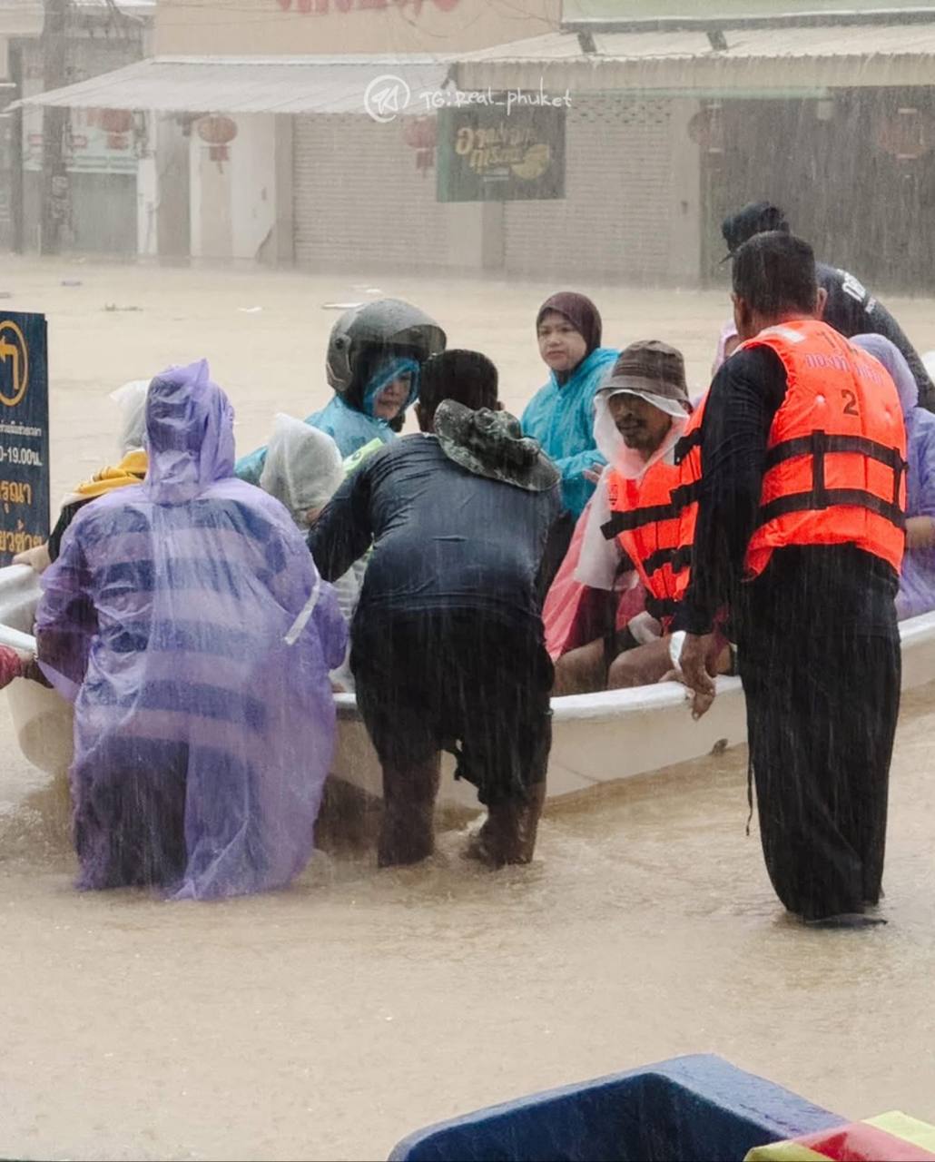 Катастрофические наводнения в Таиланде
