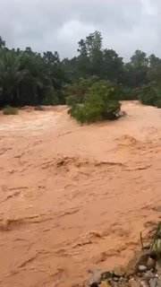 Красная тревога из-за наводнения в Транге