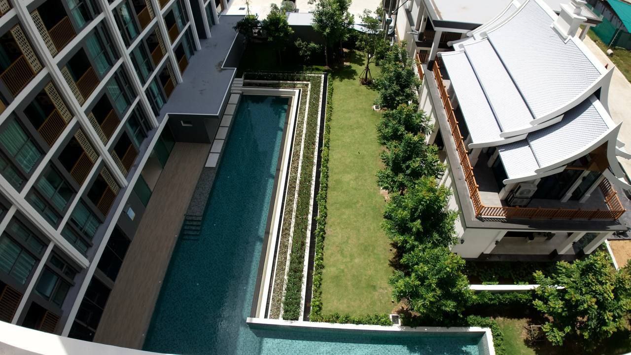 Аренда квартиры с видом на бассейн